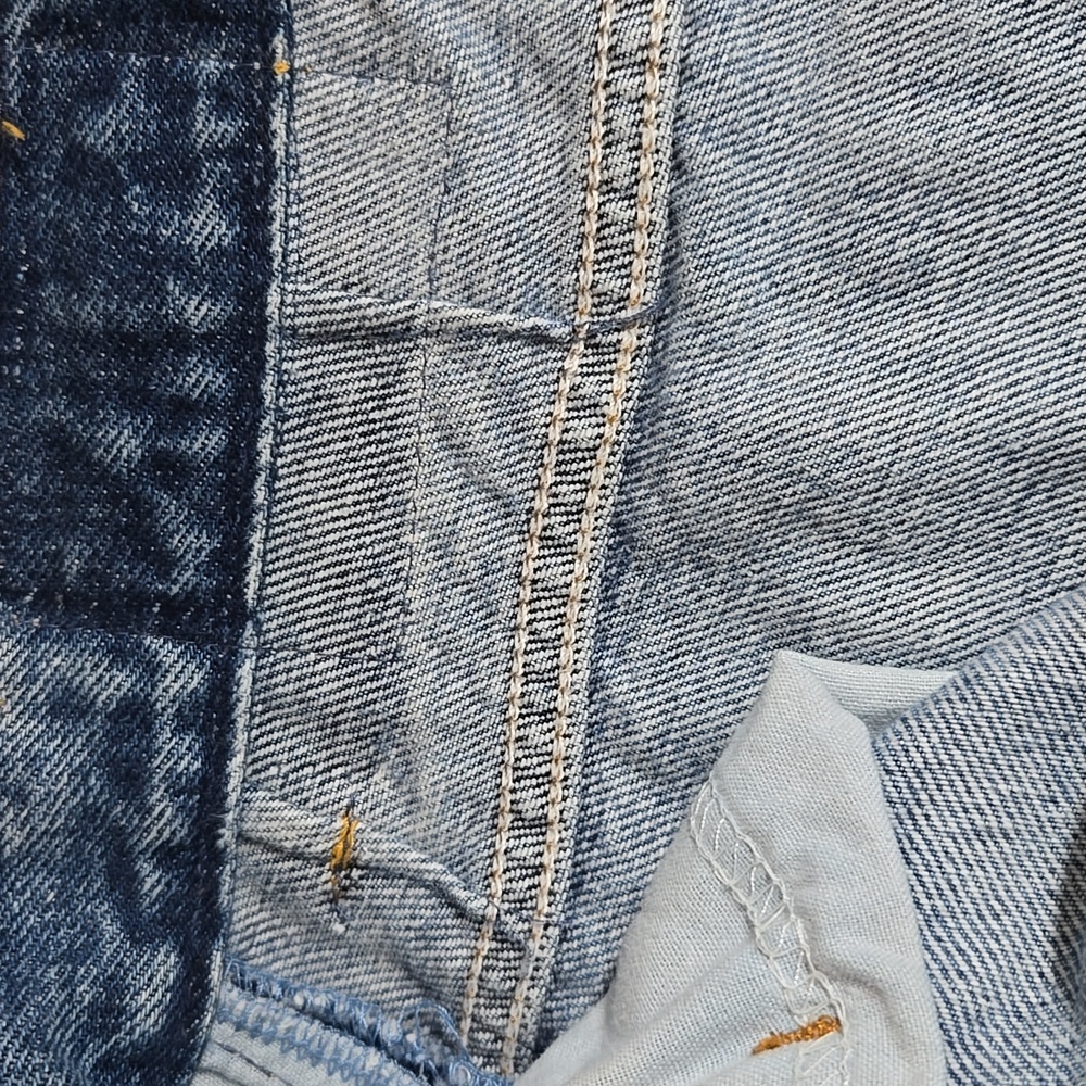 Levi's 550 Relaxed Blue Denim Painted Yellow Banana Design Tapered Leg Jeans - Picture 13 of 15